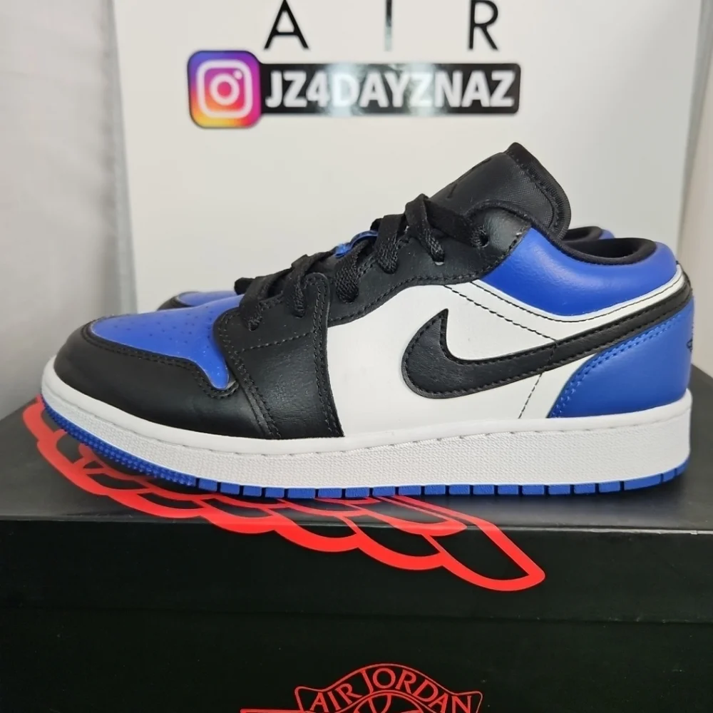 Nike Air Jordan 1 Low GS OG Royal Toe 553560-140 Size 5.5 (7 Wmn) CLEAN!!! Mens - Picture 4 of 16